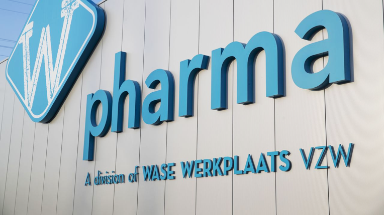 W-pharma facade
